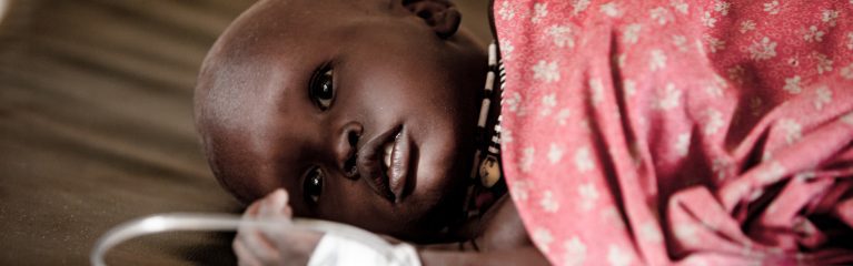 <b>La Pneumonie</b><br />
menace des vies d’enfants 