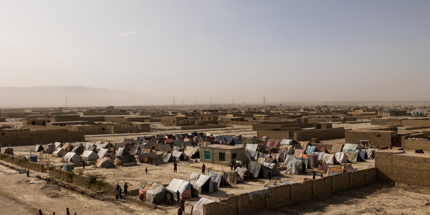 Afghanistan: Thousands of children living on the streets after escaping ...