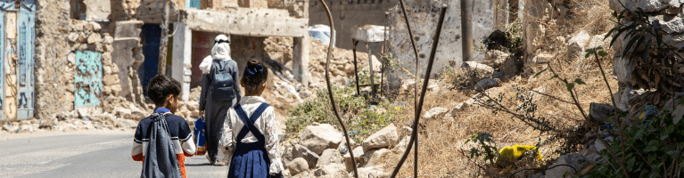 <b>Ihre Spende</b> für <br />
Kinder in Notsituationen 