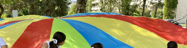 Geflüchtete Kinder, Jugendliche und Familien <b> in der Schweiz</b>