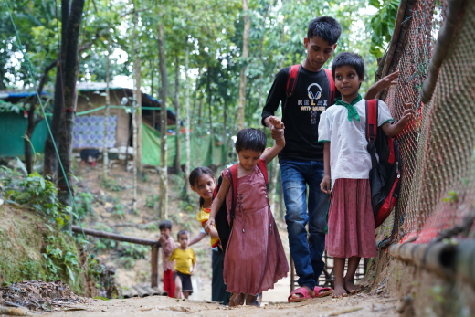 Unzählige Familien aus Myanmar leben heute im Cox's Bazar Flüchtlingslager in Bangladesch.